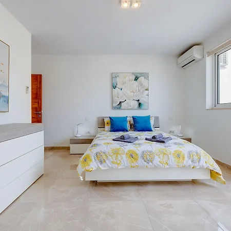 アパート Marvellous 3br Penthouse In St Julian's *