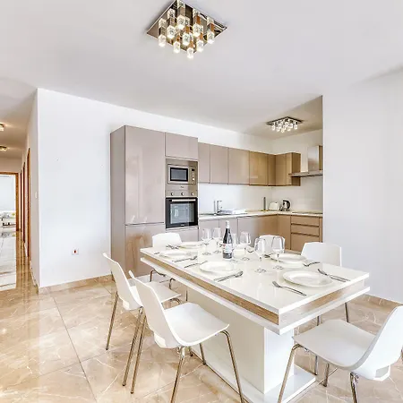 アパート Marvellous 3br Penthouse In St Julian's *